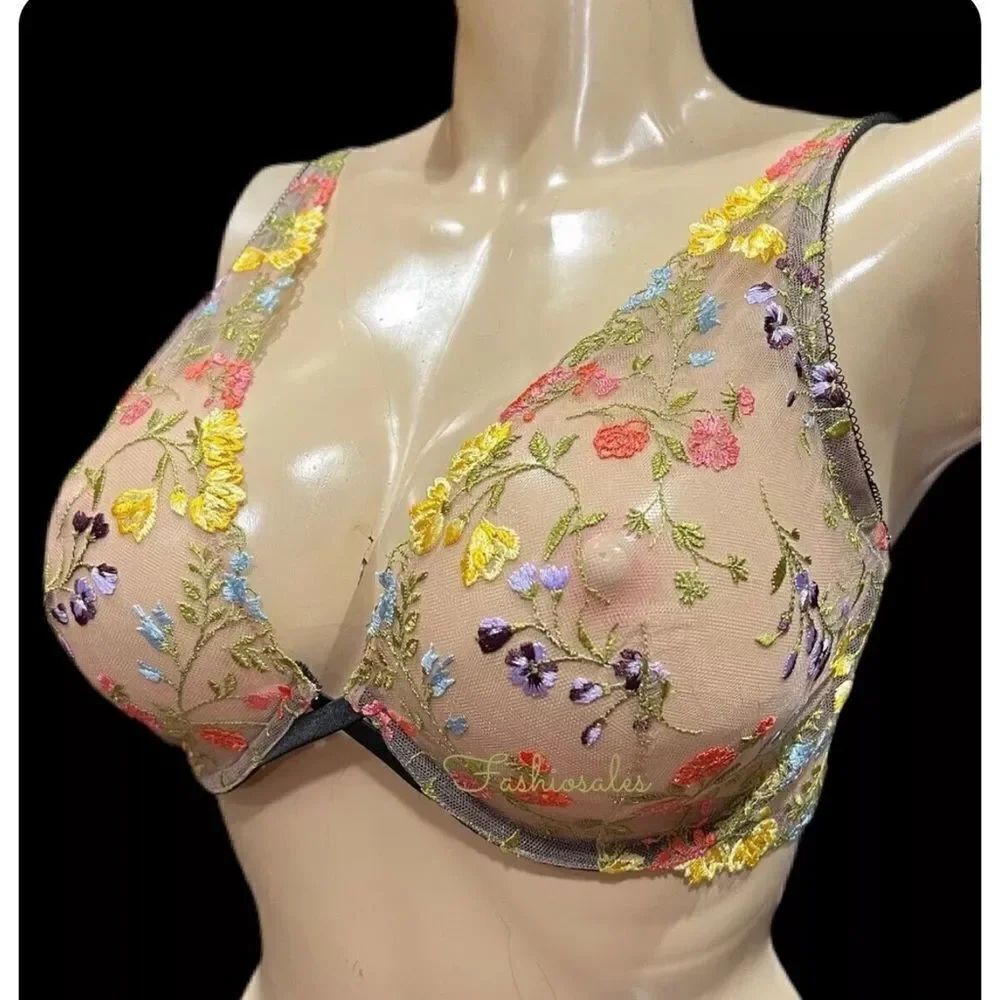 Victoria’s Secret Dream Angels Unlined Plunge Floral Embroidered Sexy Sheer bra